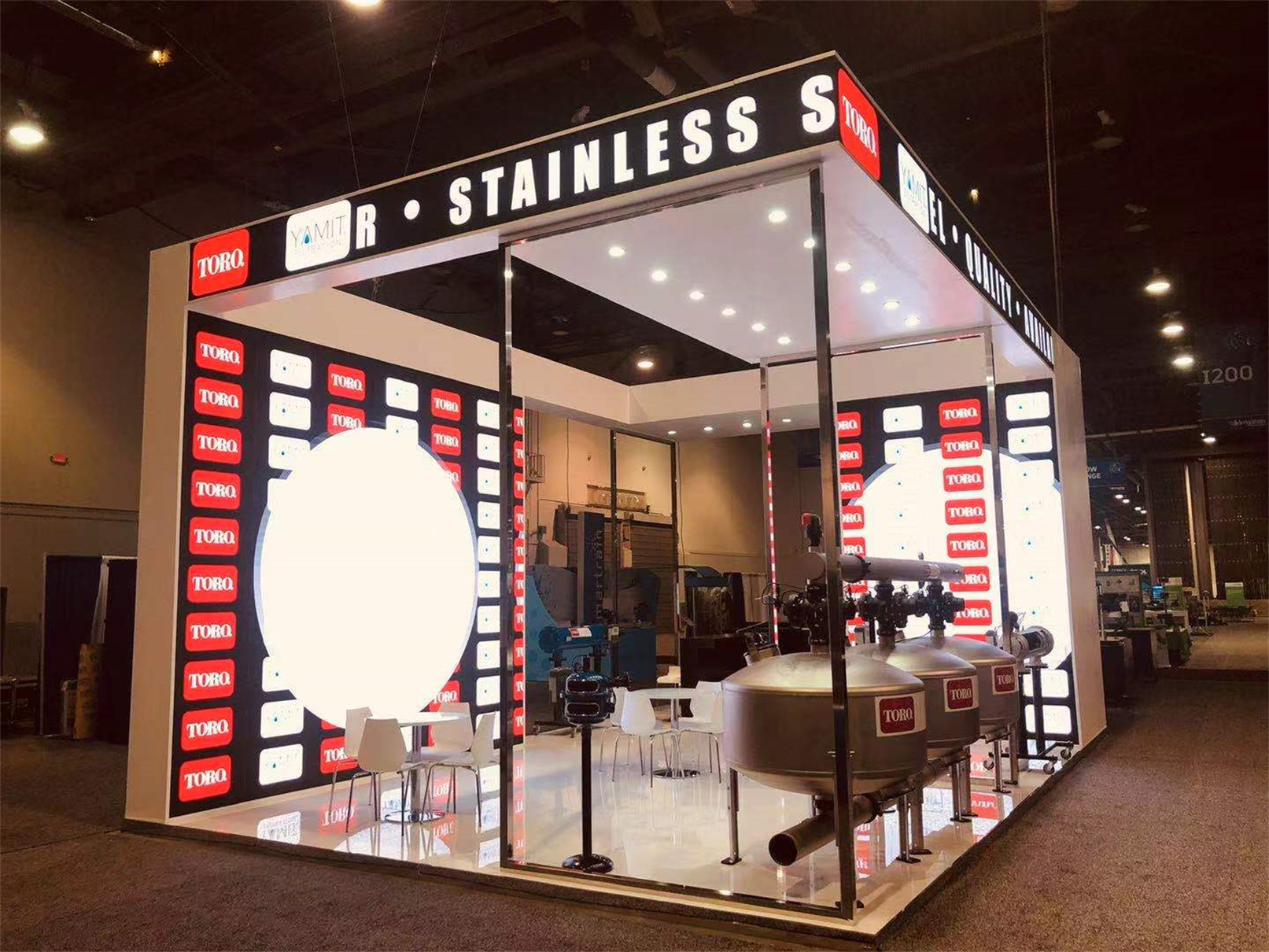 Optimize Space With Your Trade Show Exhibits